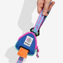 Load image into Gallery viewer, Zee Dog Go Clip Pouch Aerobic