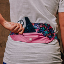 Load image into Gallery viewer, Zee Dog Running Belt - Reebok Aerobic
