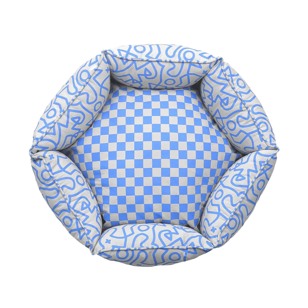 KIN Nest Bed Round - Blue Check + Scribbles