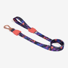 Load image into Gallery viewer, Zee Dog Leash - Reebok Court
