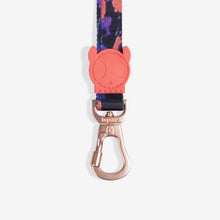 Load image into Gallery viewer, Zee Dog Leash - Reebok Court
