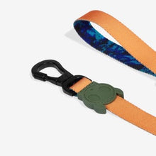 Load image into Gallery viewer, Zee Dog Leash - Reebok Trekk
