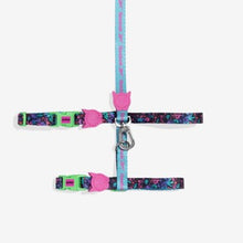 Load image into Gallery viewer, Zee Dog Cat Harness + Leash Set - Reebok Aerobic
