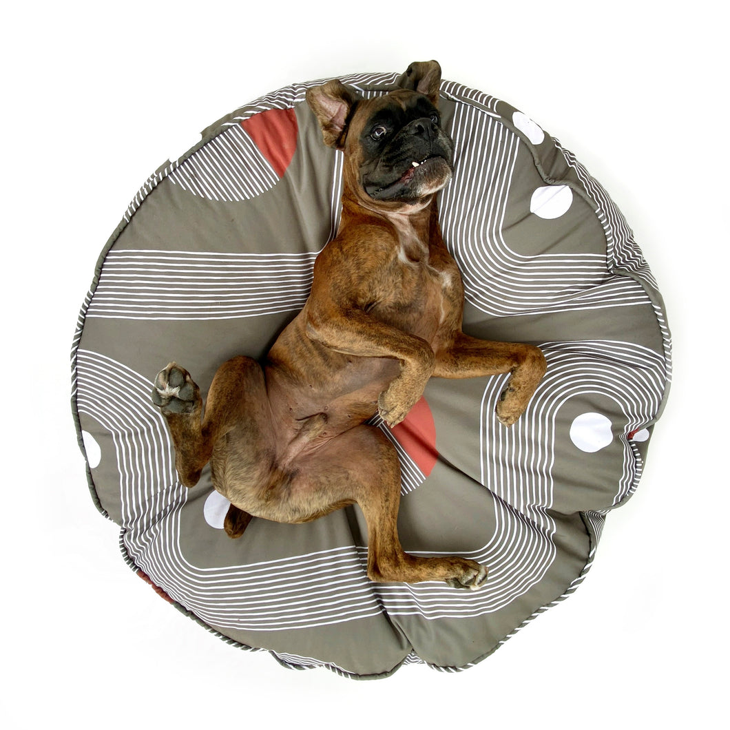 KIN Bed Round - Olive Winder